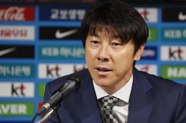 开云体育-申台龙自曝胸部大手术经历 暂定8.12返回印尼